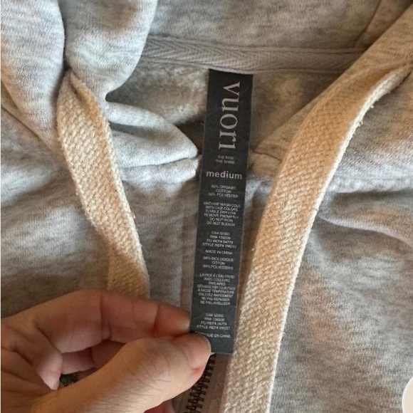 Vuori Heather Gray restore full zip Hoodie with Cream Accents - Picture 4 of 4